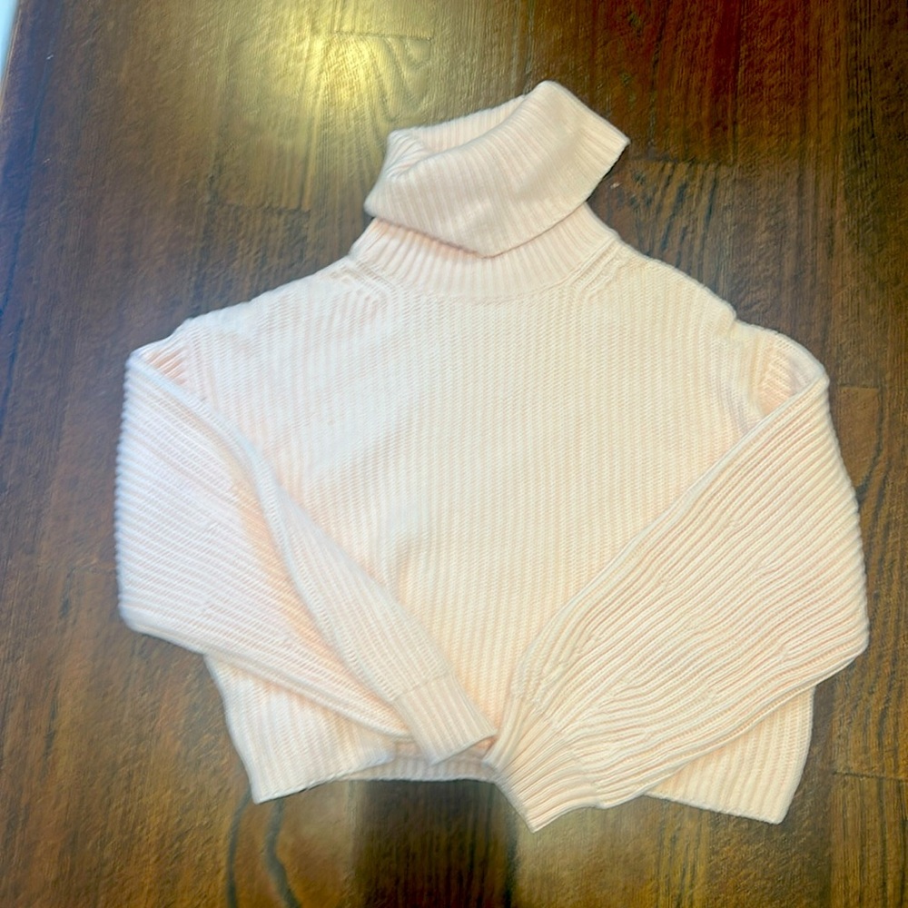 Aritzia babaton turtleneck sweater light peach size large